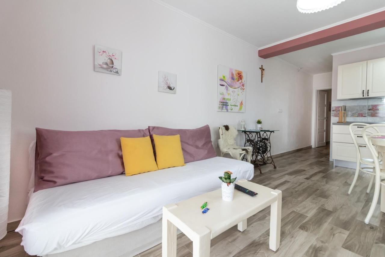 Apartments Vintage Banjol Екстер'єр фото
