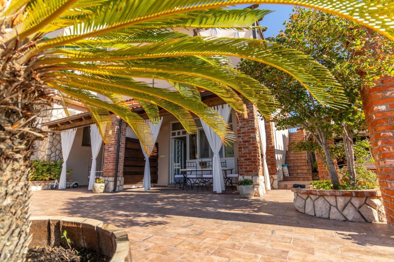 Apartments Vintage Banjol Екстер'єр фото
